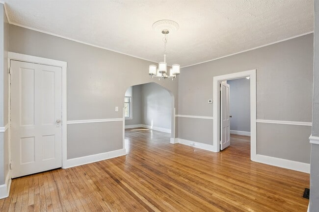 Building Photo - 1411 Jersey Ridge Rd