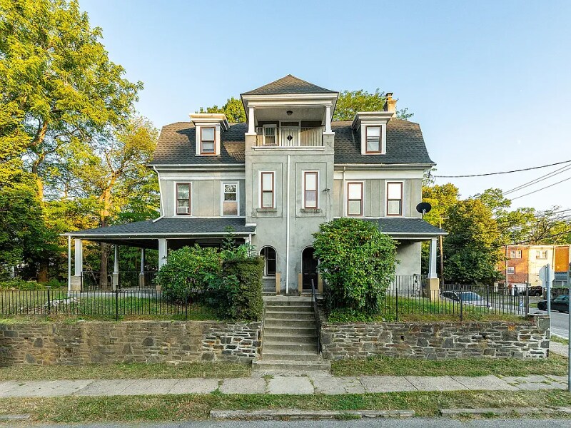 Building Photo - 400 Vernon Rd