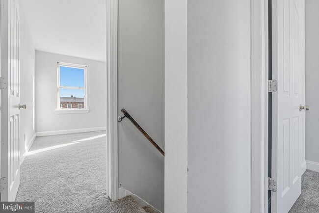 Building Photo - 3312 Parklawn Ave