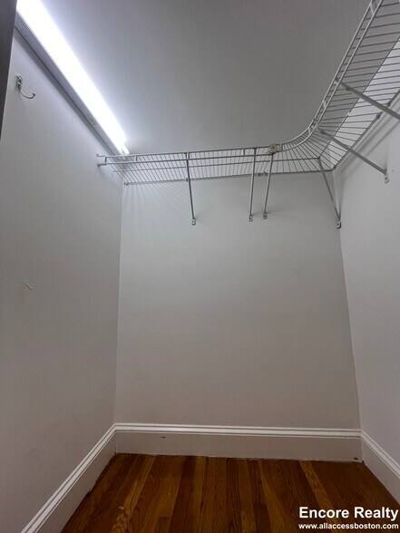 Building Photo - 195 Commonwealth Ave