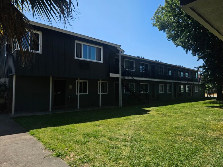 Primary Photo - Casa Lido Apartments