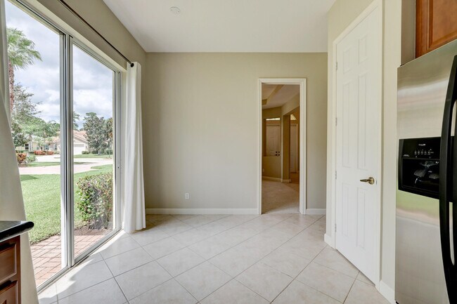 Building Photo - 8908 Champions Way