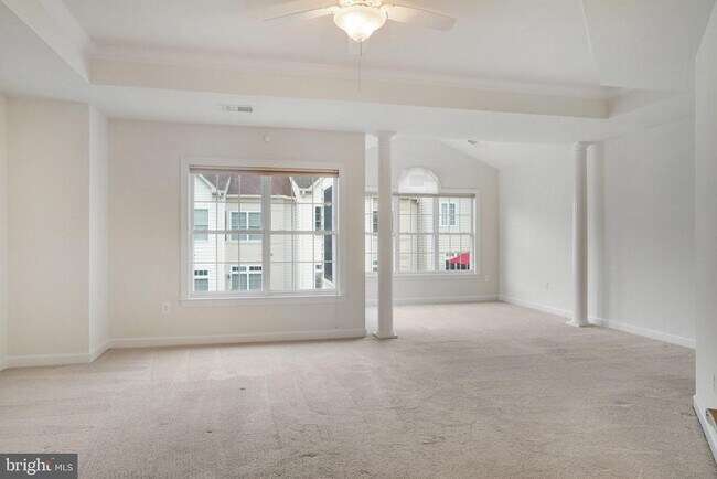 Building Photo - 24949 Bannockburn Terrace