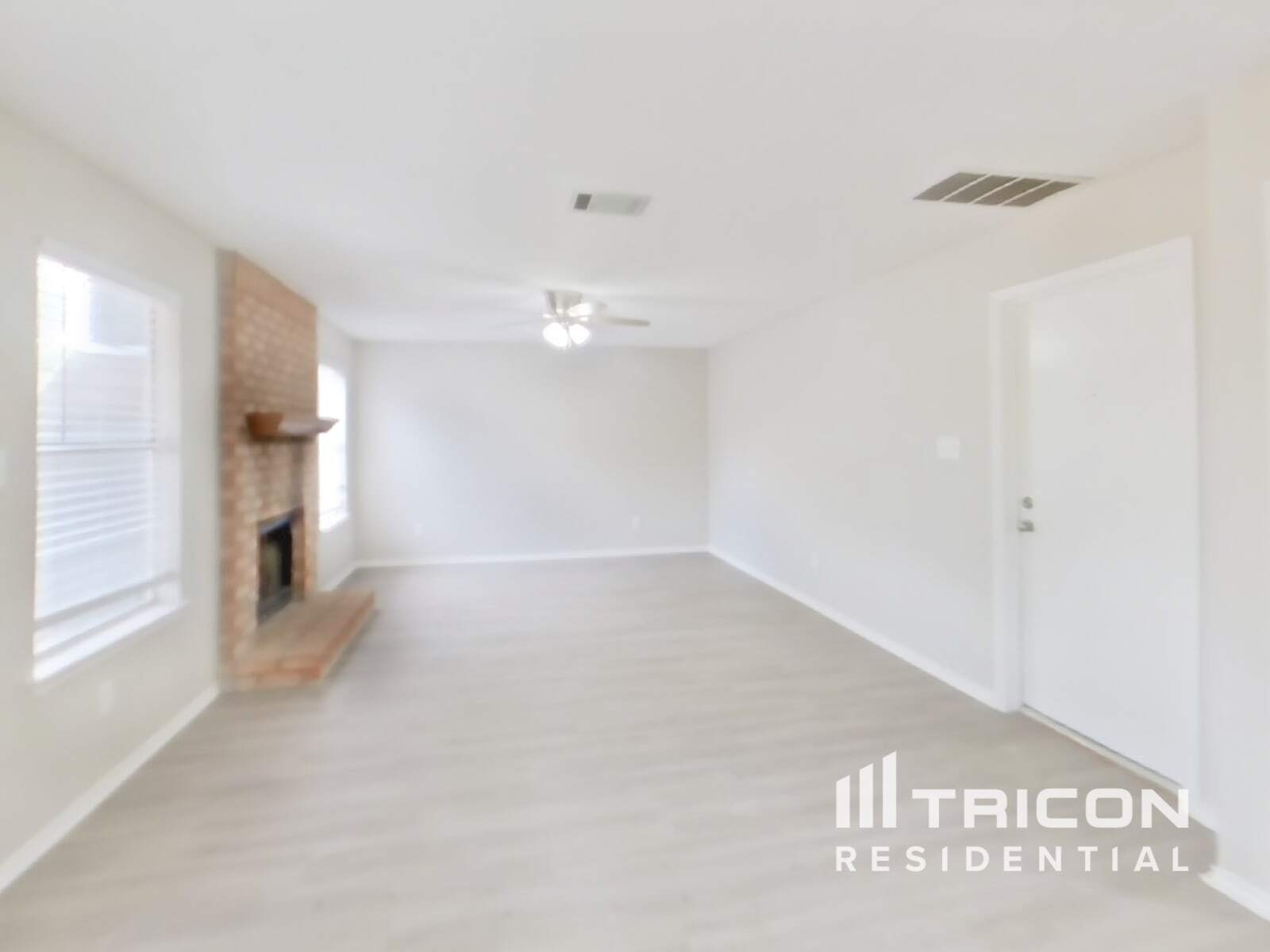 Building Photo - 1806 Aster Pass