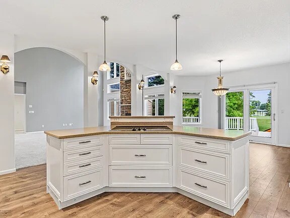 Building Photo - 3577 Woodbury Ct S