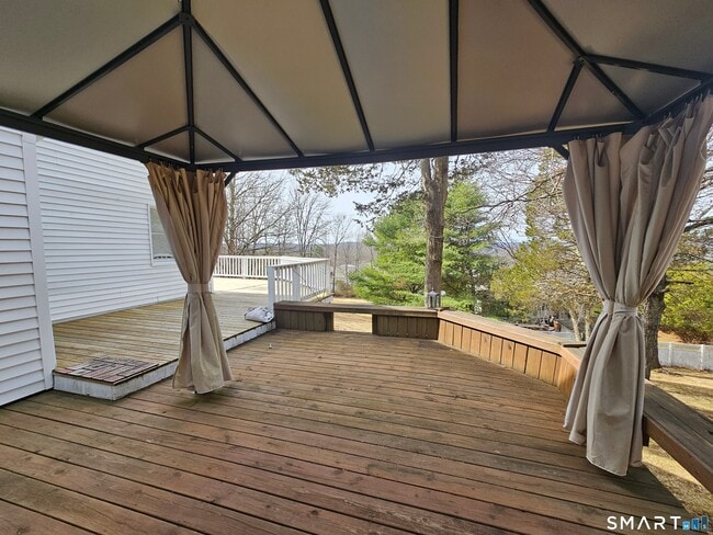 Building Photo - 932 Saybrook Rd