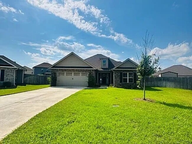 Building Photo - 604 Broderick Cir