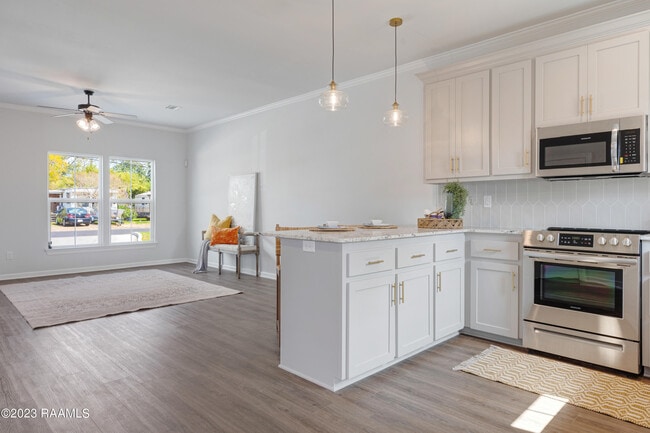 Building Photo - 104 Whittington Dr