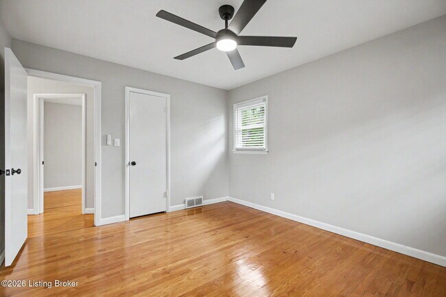 Building Photo - 3026 Klonway Dr