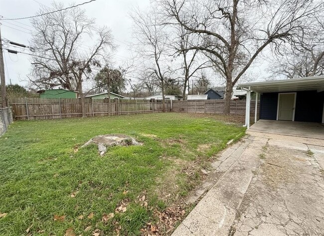 Building Photo - 501 Sacramento Dr