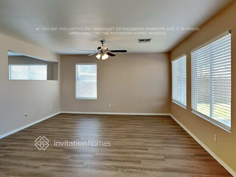Building Photo - 14572 N 154th Ave