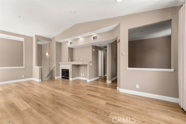 Building Photo - 306 Birch Grove