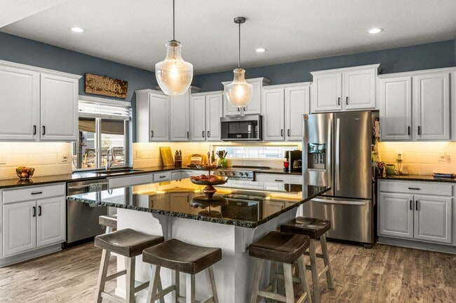 Building Photo - Amazing 2 story in Banning Lewis Ranch