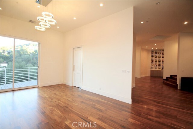 Building Photo - 3964 Sumac Dr