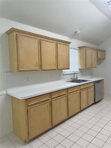 Building Photo - 217 Morene Ave