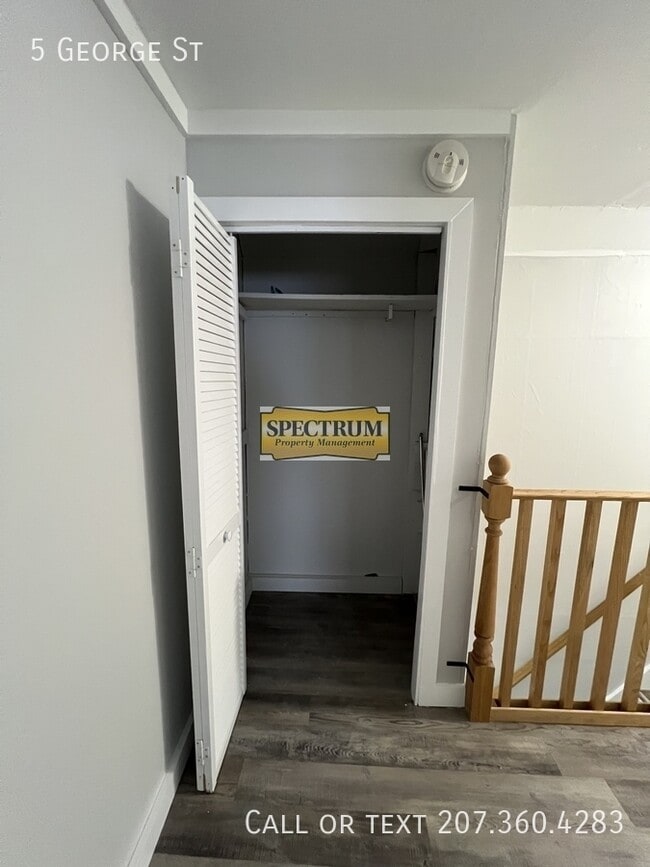 Building Photo - 5 George St