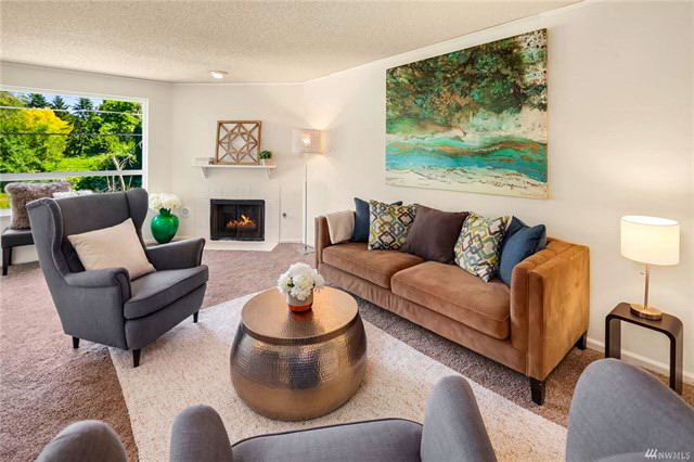 Living Room - 10501 8th Ave NE