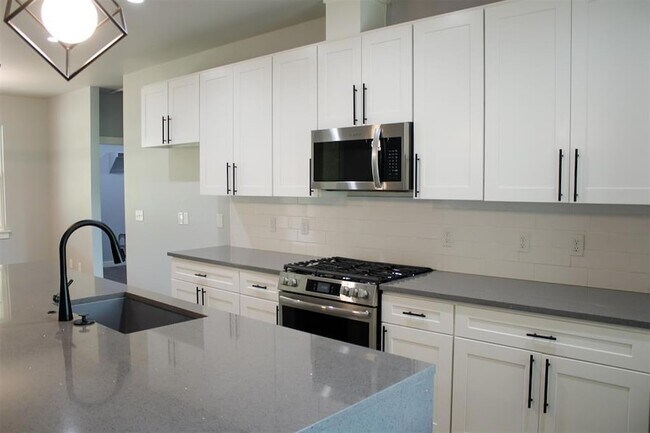 Building Photo - 1716 Kalidy Dr