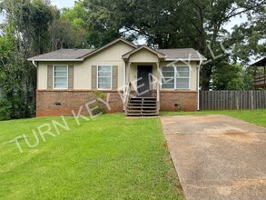 Building Photo - Home for rent in Hueytown