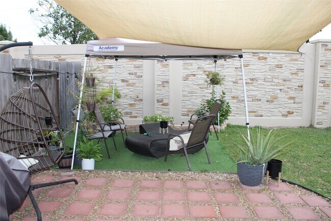 Building Photo - 6110 Langham Mist Ln