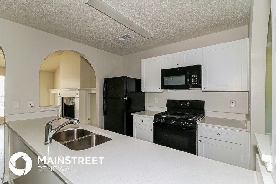 Building Photo - 3766 Hudson Ct