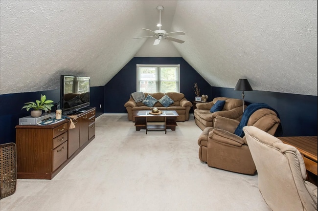 Building Photo - 212 Walter St