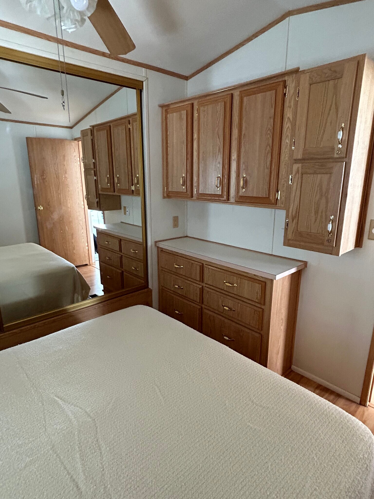 Building Photo - 216 E Ocotillo Dr