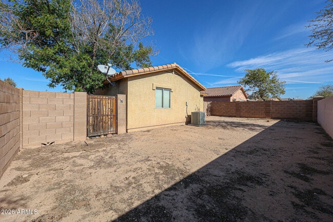 Building Photo - 25025 W Dove Mesa Dr