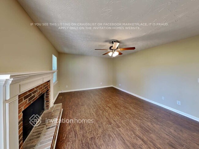 Building Photo - 6615 Gigi Dr