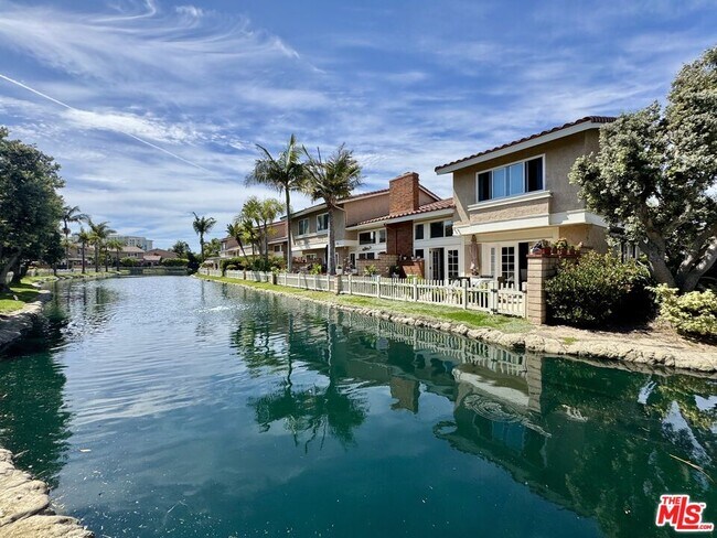 Building Photo - 7756 Sailboat Cir
