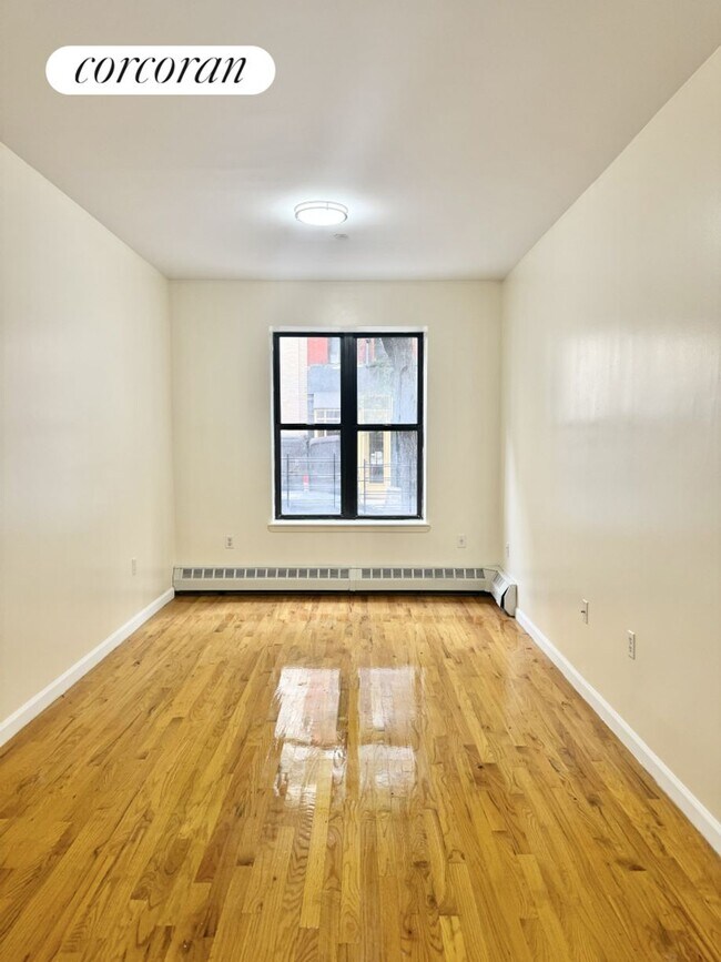 Primary Photo - 420 E 73rd St