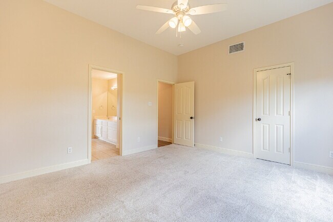 Building Photo - 1806 Three Forks