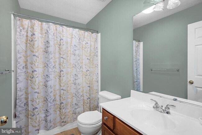 Building Photo - 4749 Thistle Hill Dr