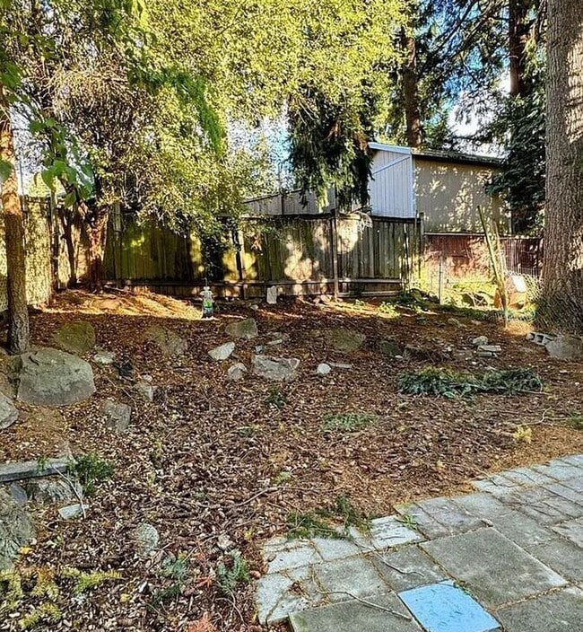 Building Photo - ar14000