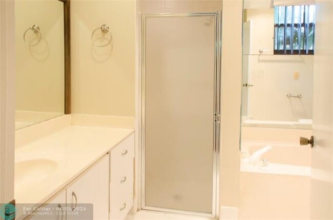 Building Photo - 8638 Eagle Run Dr