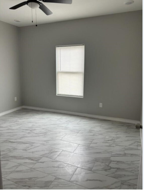 Building Photo - Angelix Apartments (BRAND NEW!)