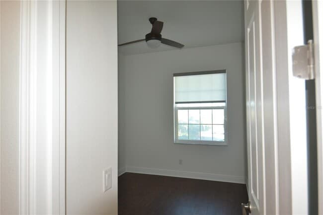 Building Photo - 5732 Biscayne Ct