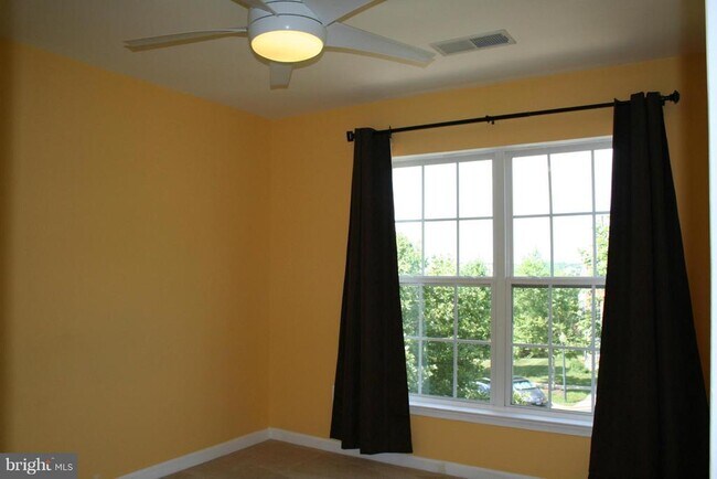 Building Photo - 18212 Endora Cir