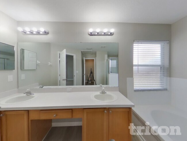 Building Photo - 4401 Reynolds Ridge Ct