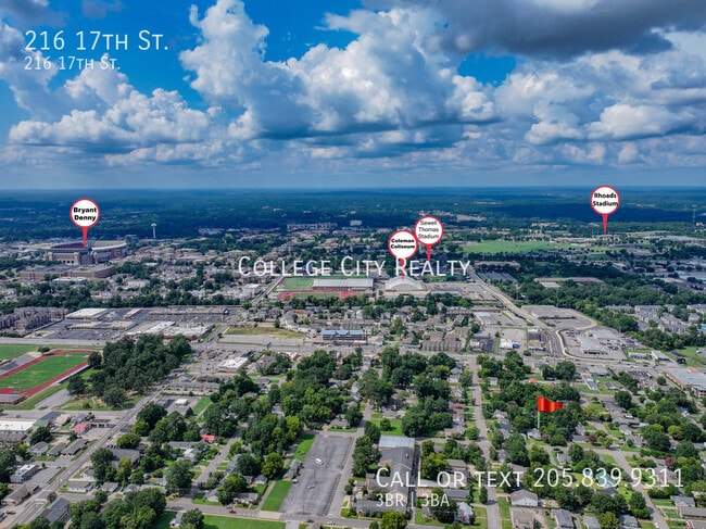 Building Photo - 216 17th St