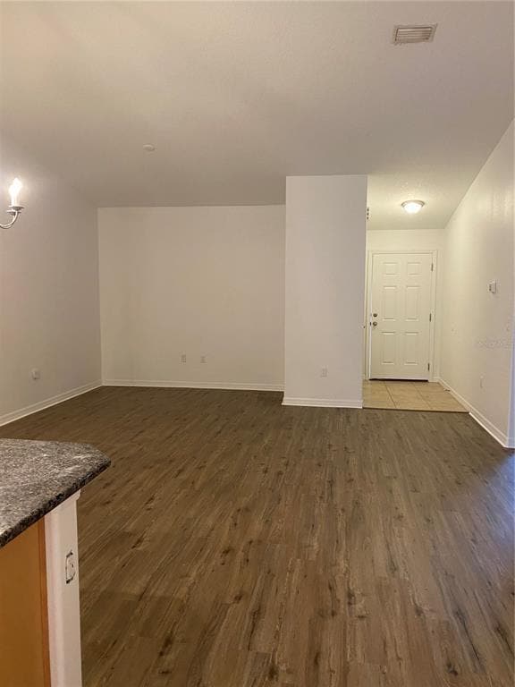 Building Photo - 6 Wood Amber Ln