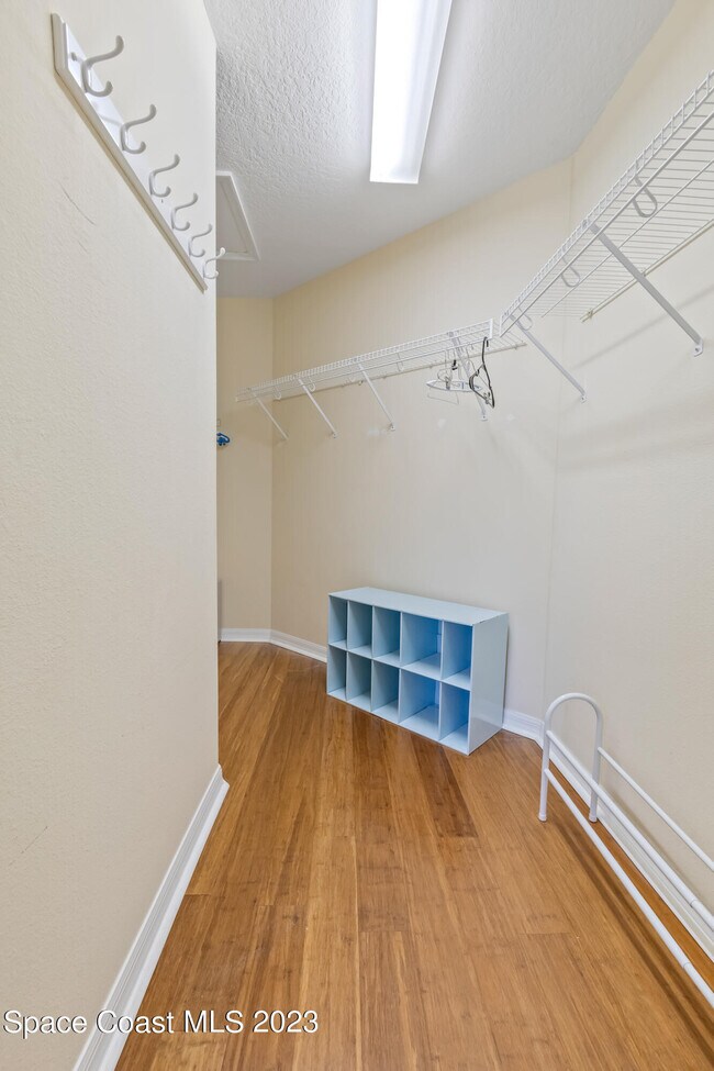 Building Photo - 7163 Egbert St
