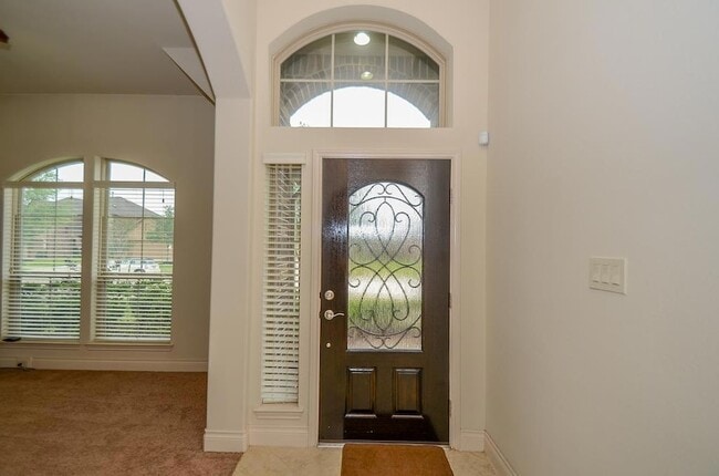 Building Photo - 4307 Fenetre Forest St