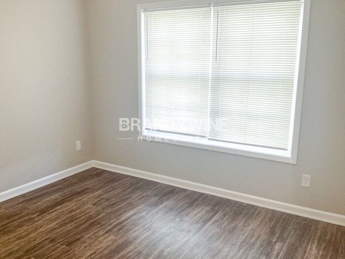 Building Photo - 150 Wynfield Dr