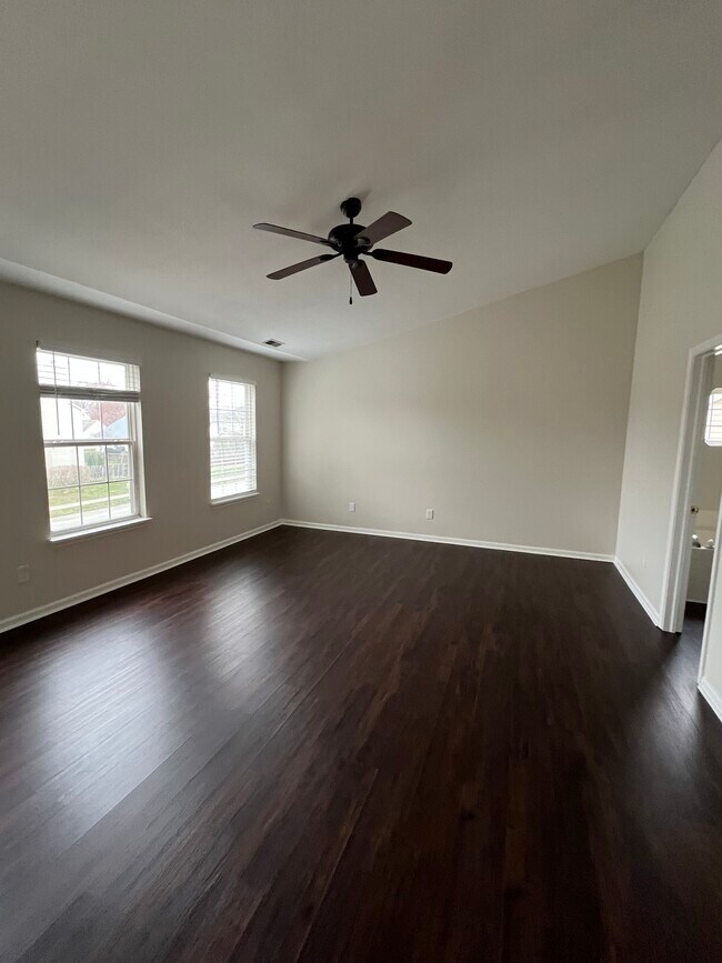 Building Photo - 11973 Cedar Dr