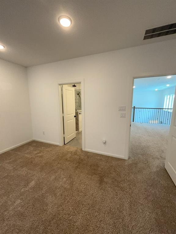 Building Photo - 1542 Park Path Dr