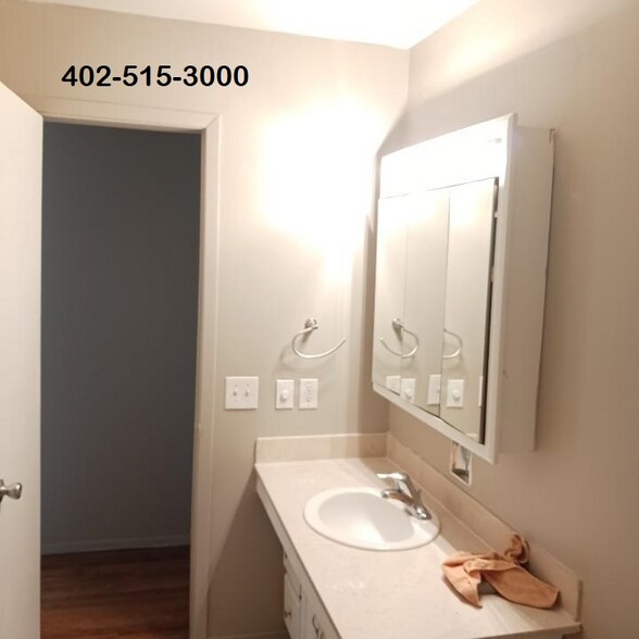 Building Photo - 3202 Cornhusker Dr