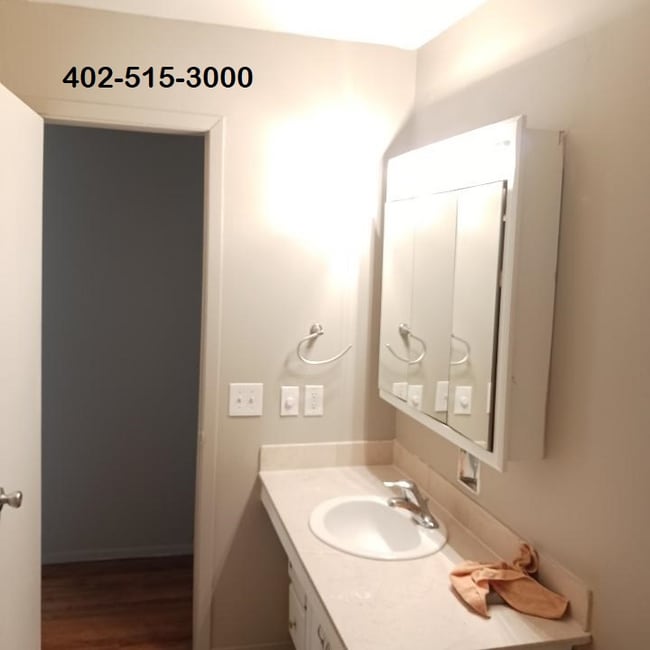 Building Photo - 3202 Cornhusker Dr
