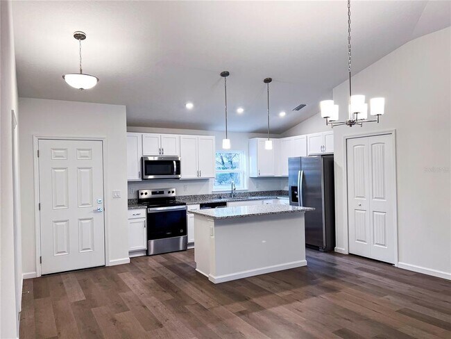 Building Photo - 154 Bren Mar Ln