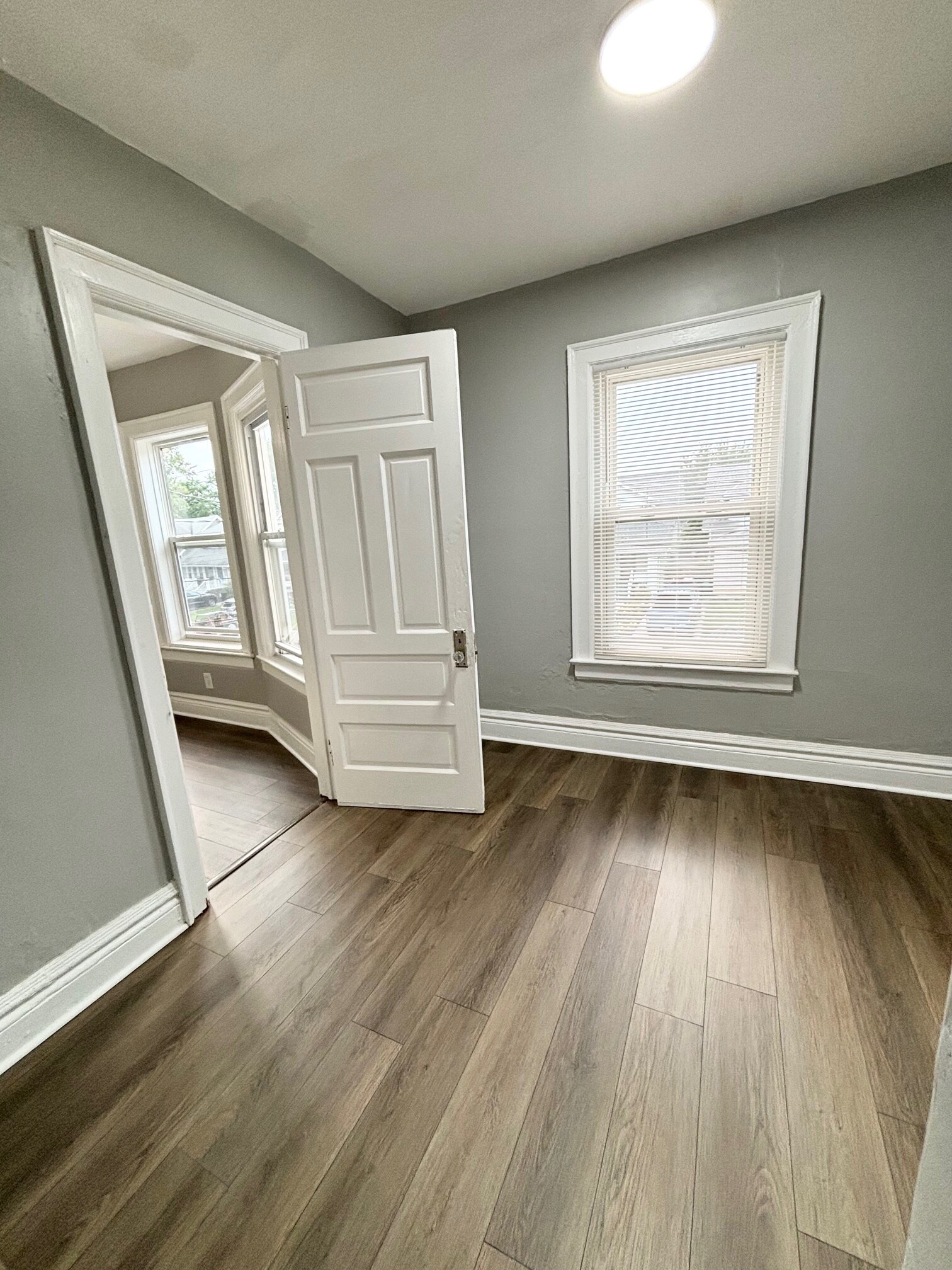 Building Photo - 109 Unger Ave